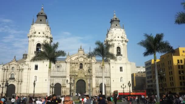 Lima Peru Juni 2016 Axis Gimbal Schot Wandelen Door Plaza — Stockvideo