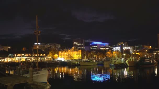 Hobart Tazmanya Avustralya Nisan 2016 Gece Balıkçı Tekneleri Victoria Görünümünü — Stok video