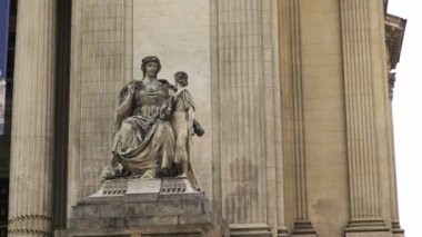 Rio De Janeiro, Brezilya-25, Mayıs, 2016: rio de Janeiro, Brezilya yasama meclisi basamaklarda bir heykel çekimde zoom