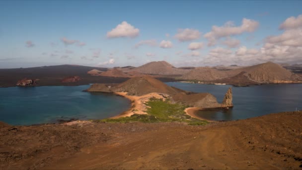 Lapso Tiempo Roca Pináculo Isla Bartolomé Las Islas Galápagos Ecuador — Vídeo de stock