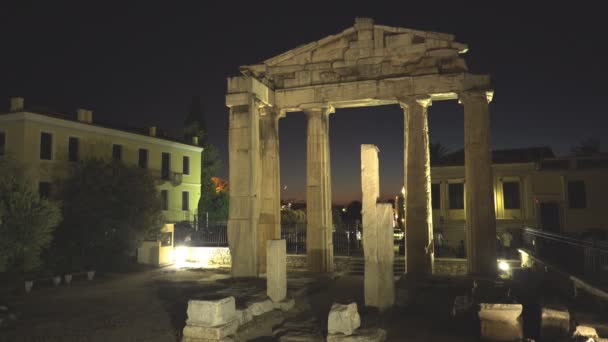 Ruïnes van de Romeinse Agora in Athene 's nachts — Stockvideo