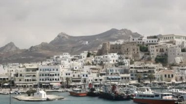 Yunanistan'da naxos üzerinde ana liman