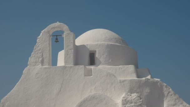 MYKONOS, GREECE- SETEMBRO, 13, 2016: panagia paraportiani igreja em mykonos na Grécia — Vídeo de Stock