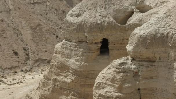Blick auf die Höhle 4q bei Qumran in Island