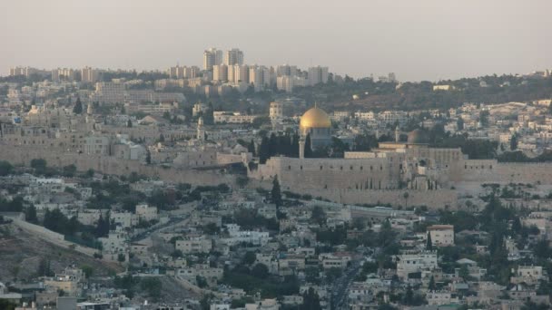 Dome of the rock from haas promenade, jerusalem — Stock Video