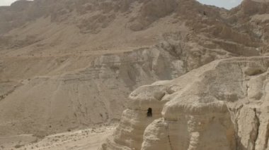 İsrail'de qumran mağara 4q geniş çekim