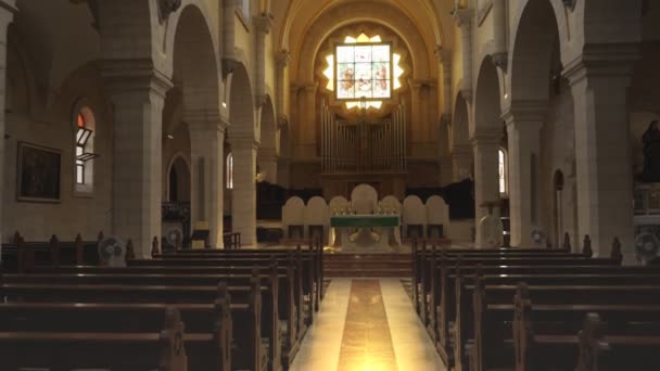 GERUSALEMME, ISRAELE - 22 SETTEMBRE 2016: all'interno della chiesa del presepe a Betlemme — Video Stock