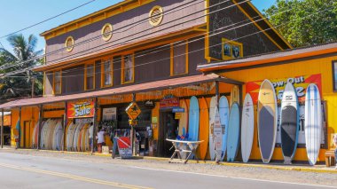 HALEIWA, UNITED STATES OF AMERICA - JANUARY 12 2015: wide shot of a historic surf store at haleiwa on hawaii clipart