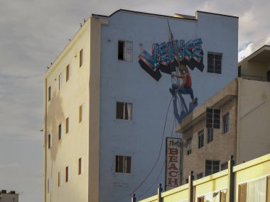 Los Angeles, California, ABD - 25 Ağustos 2015: Venedik plajında büyük bir duvar resminin yakın