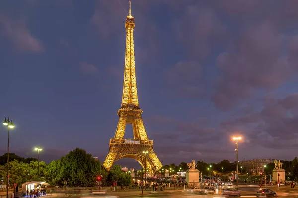Paryż, Francja-20 września, 2015: Widok nocny wieży Eiffla, Paryż — Zdjęcie stockowe