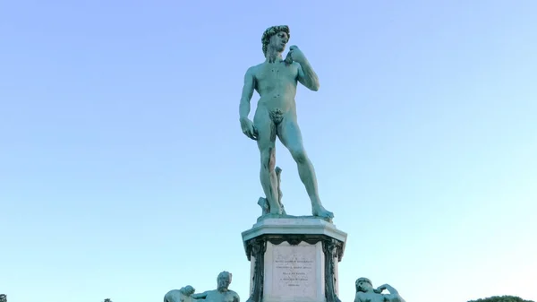 大卫铜像的照片，弗洛伦斯 — 图库照片