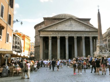 Roma, İtalya- 29 Eylül 2015: Piazza della rotonda ile Roma