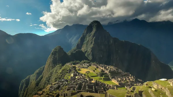 Machu Picchu za slunného odpoledne v Peru — Stock fotografie