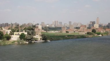 Kahire'de Nil Nehri'nin kıyısı, Mısır