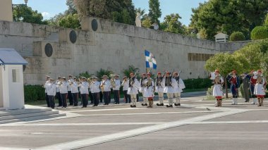 Atina, Yunanistan- 4 Eylül 2016: Atina'da kimliği belirsiz askerin mezarında nöbet töreni, Yunanistan