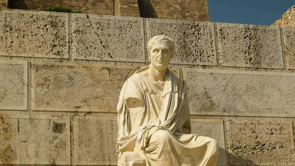 Standbeeld van Menander op de Akropolis in Athene — Stockfoto