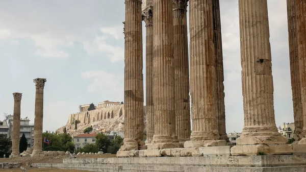 Templo de zeus e acrópole athens, grécia — Fotografia de Stock