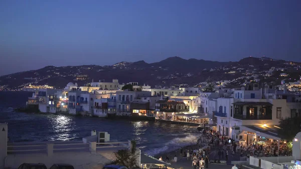 Vista notturna della piccola venezia su mykonos — Foto Stock