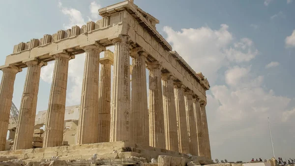 Baixo tiro do partenon na acrópole em athens greece — Fotografia de Stock