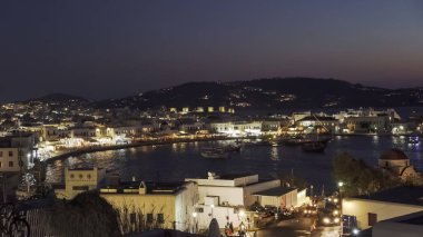 mikonos üzerinde chora gece görünümü, Yunanistan