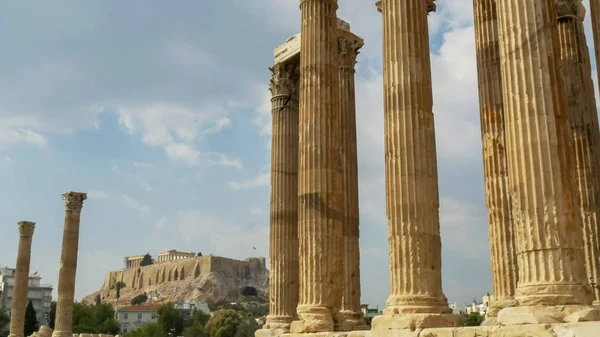 Tiro da tarde da acrópole no templo de zeus athens — Fotografia de Stock