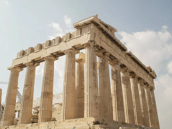 Ampla vista do partenon na acrópole em athens, greece — Fotografia de Stock