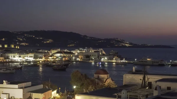 Nattbild av Chora på ön Mykonos, Grekland — Stockfoto