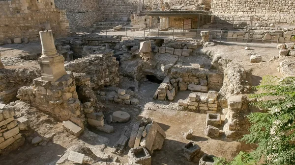 耶路撒冷贝塞达池的废墟 — 图库照片