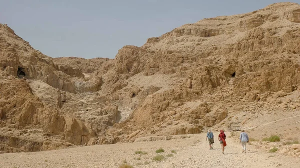 Ölü deniz parşömenlerinin keşfedildiği Qumran'daki tepeler — Stok fotoğraf