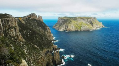 Tazmanya cape sütundan Tasman adasının görünümü