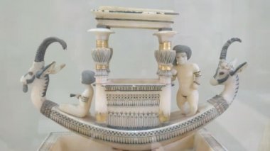 mısır tutankhamun mezarından kalsit tekne