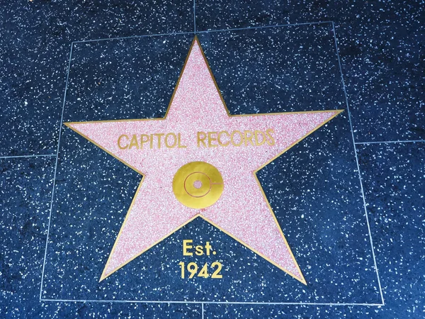 Los Angeles, Amerikai Egyesült Államok március 19, 2017: séta a hírnév csillag a főváros rekordok Los Angelesben — Stock Fotó