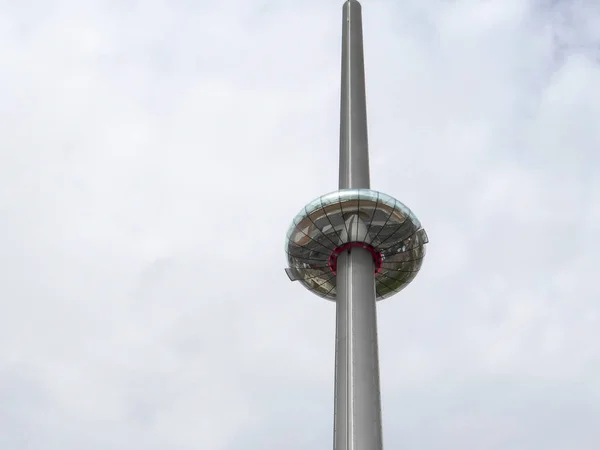 LONDRES, ANGLETERRE - 4 OCTOBRE 2017 : la tour d'observation britannique i360 de Brighton Beach — Photo