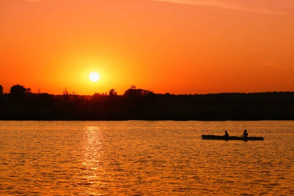 Kanoista Plovoucí Velké Jezero — Stock fotografie