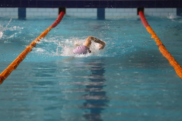 Concurso Natación Escolar Para Estudiantes —  Fotos de Stock