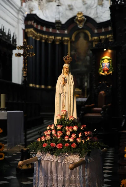 Intérieur Maison Dieu Pour Les Fidèles Catholiques — Photo