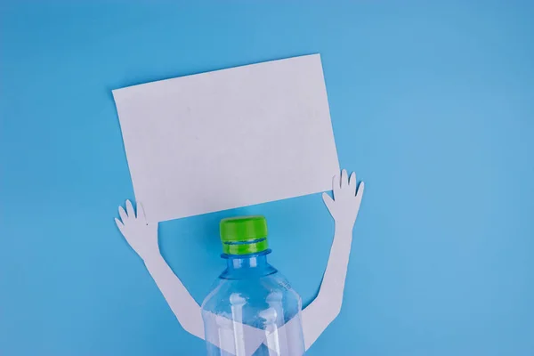 Garrafa Plástico Personagem Com Cartaz Conceito Reciclagem — Fotografia de Stock