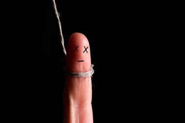 İntihar kavramı görüntü. parmak karakter asmak bir öz