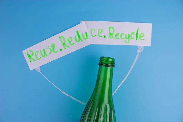 Glas Recycling Konzept Flaschenfigur Mit Banner — Stockfoto