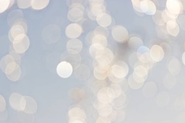 Yukarı sıçrama, yakın dalgalar. bulanık su sıçraması