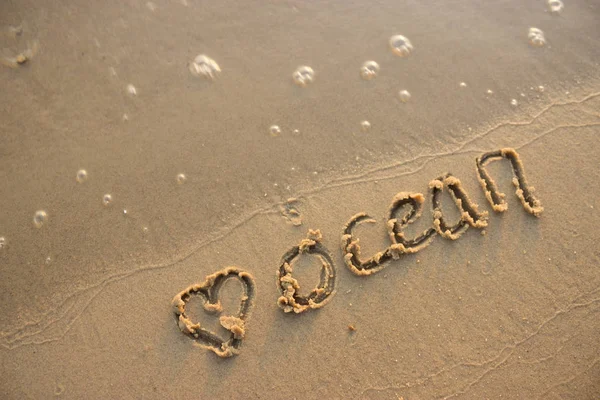 Symbol Serca Piaszczystej Plaży Miłość Koncepcji Ocean — Zdjęcie stockowe
