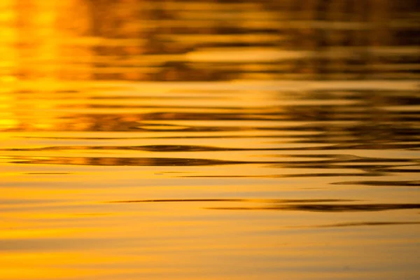 Water Achtergrond Kleurrijke Zonsondergang Licht — Stockfoto