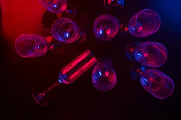 Sok Szemüveg Neon Fényben Fél Fogalma — Stock Fotó