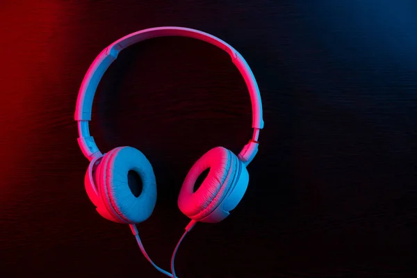 Headphones Dark Background Neon Light — Stock Photo, Image