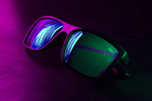 Close Sunglasses Dark Background — Stock Photo, Image