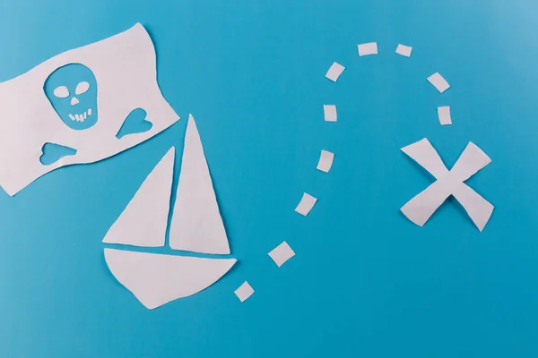 Piratenschiff Konzeptbild Papierschnitt Auf Blauem Hintergrund — Stockfoto