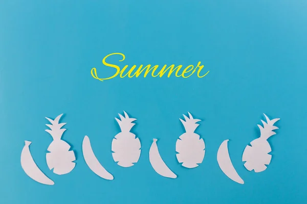 Sommer Konzeptbild Ananas Auf Blauem Hintergrund — Stockfoto