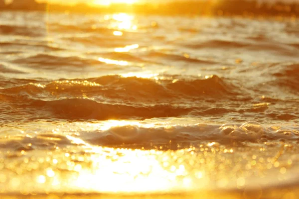 Por do sol na água — Fotografia de Stock