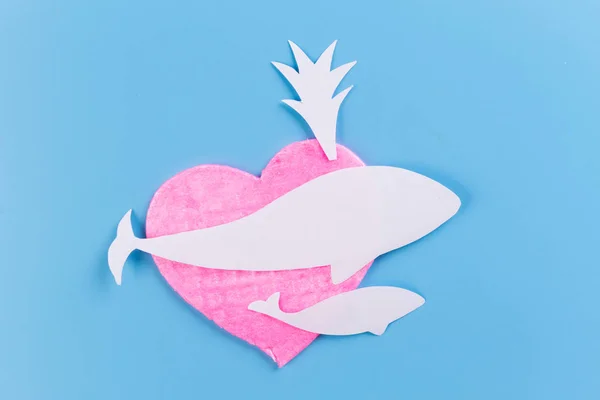 Wieloryb z papieru — Zdjęcie stockowe