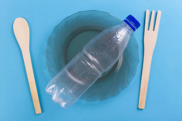 Garrafa de plástico pronto para comer — Fotografia de Stock